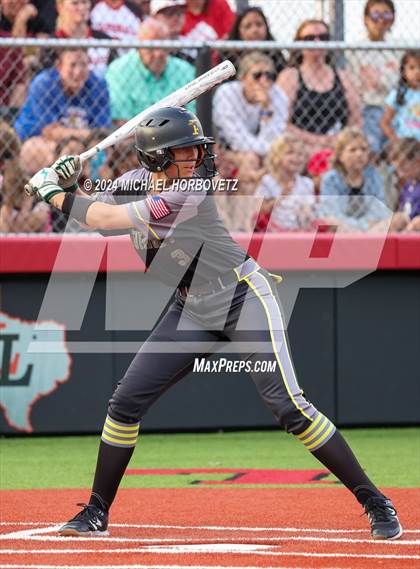 Thumbnail 1 in Melissa vs. Forney (UIL 5A Softball Regional Final) photogallery.