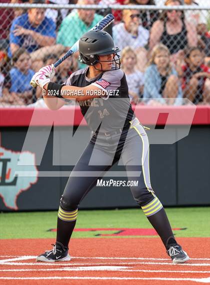 Thumbnail 3 in Melissa vs. Forney (UIL 5A Softball Regional Final) photogallery.