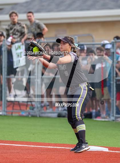 Thumbnail 1 in Melissa vs. Forney (UIL 5A Softball Regional Final) photogallery.