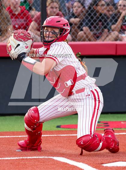 Thumbnail 2 in Melissa vs. Forney (UIL 5A Softball Regional Final) photogallery.