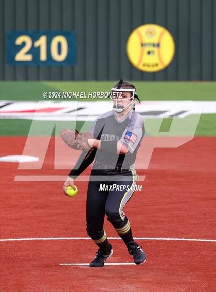 Thumbnail 1 in Melissa vs. Forney (UIL 5A Softball Regional Final) photogallery.