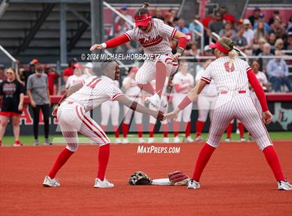 Thumbnail 1 in Melissa vs. Forney (UIL 5A Softball Regional Final) photogallery.