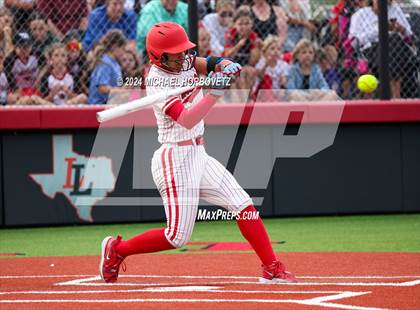 Thumbnail 1 in Melissa vs. Forney (UIL 5A Softball Regional Final) photogallery.