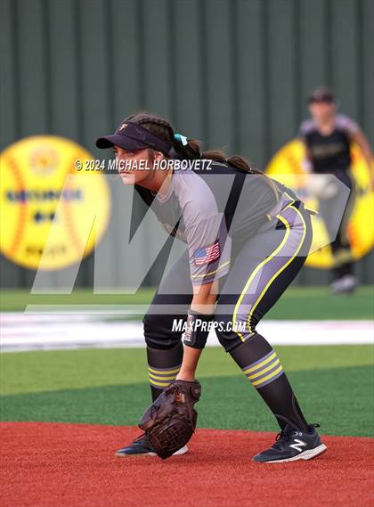 Thumbnail 3 in Melissa vs. Forney (UIL 5A Softball Regional Final) photogallery.