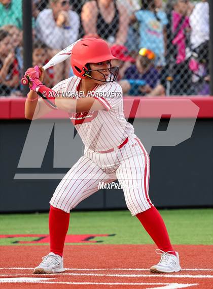 Thumbnail 3 in Melissa vs. Forney (UIL 5A Softball Regional Final) photogallery.