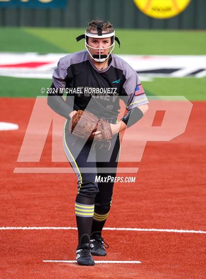 Thumbnail 3 in Melissa vs. Forney (UIL 5A Softball Regional Final) photogallery.