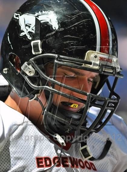 Thumbnail 2 in Edgewood vs. North Putnam (Big Kickoff Classic) photogallery.