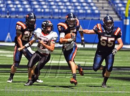 Thumbnail 1 in Edgewood vs. North Putnam (Big Kickoff Classic) photogallery.