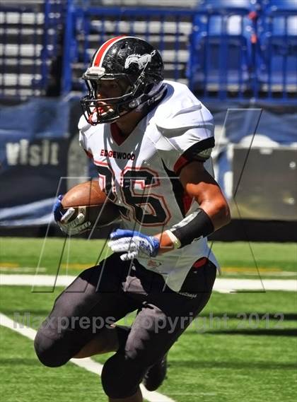 Thumbnail 2 in Edgewood vs. North Putnam (Big Kickoff Classic) photogallery.