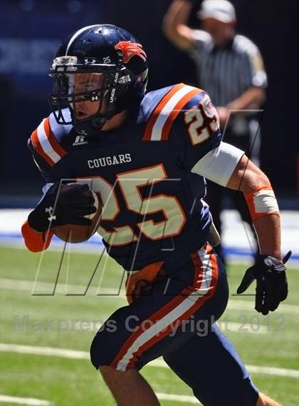 Thumbnail 2 in Edgewood vs. North Putnam (Big Kickoff Classic) photogallery.