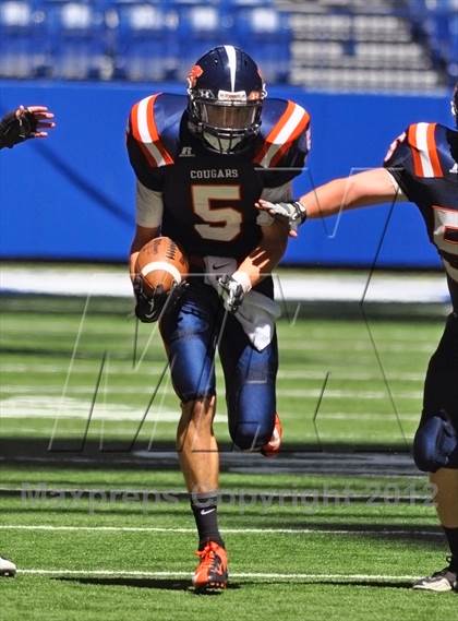 Thumbnail 3 in Edgewood vs. North Putnam (Big Kickoff Classic) photogallery.