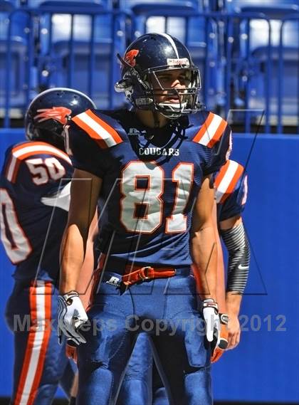 Thumbnail 3 in Edgewood vs. North Putnam (Big Kickoff Classic) photogallery.