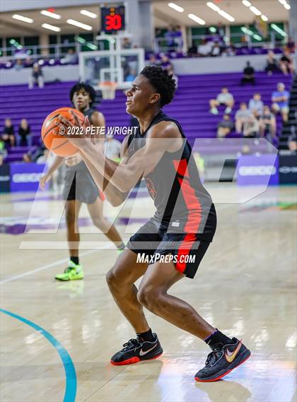 Thumbnail 1 in Paul VI vs Lake Highlands (City of Palms Classic) photogallery.