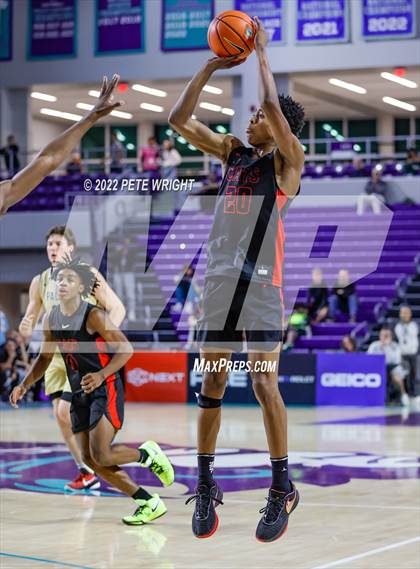 Thumbnail 3 in Paul VI vs Lake Highlands (City of Palms Classic) photogallery.