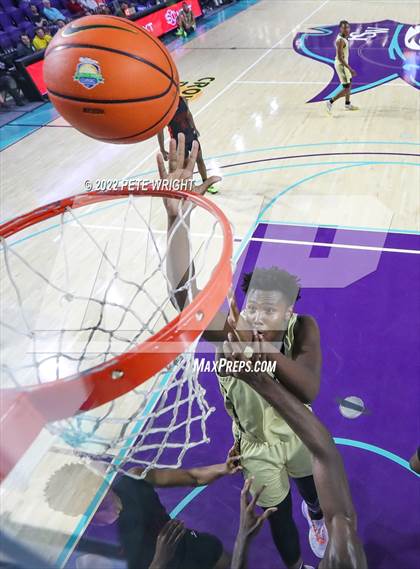 Thumbnail 1 in Paul VI vs Lake Highlands (City of Palms Classic) photogallery.