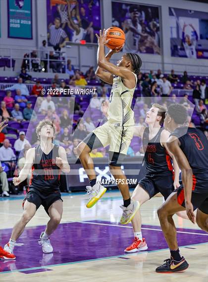 Thumbnail 2 in Paul VI vs Lake Highlands (City of Palms Classic) photogallery.