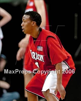 Thumbnail 1 in Horizon vs. Sacred Heart Cathedral (CIF State D4 Final) photogallery.