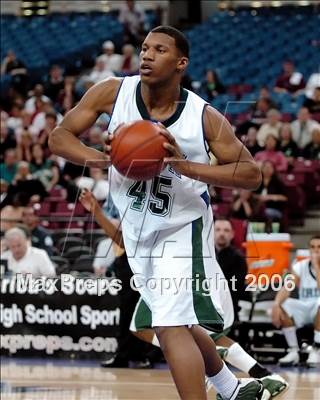 Thumbnail 3 in Horizon vs. Sacred Heart Cathedral (CIF State D4 Final) photogallery.
