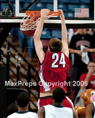 Thumbnail 1 in Horizon vs. Sacred Heart Cathedral (CIF State D4 Final) photogallery.