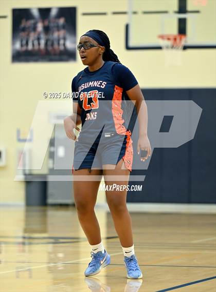 Thumbnail 1 in Cosumnes Oaks vs. West Park (Rumble on the River) photogallery.