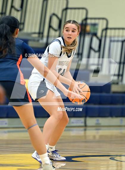 Thumbnail 2 in Cosumnes Oaks vs. West Park (Rumble on the River) photogallery.