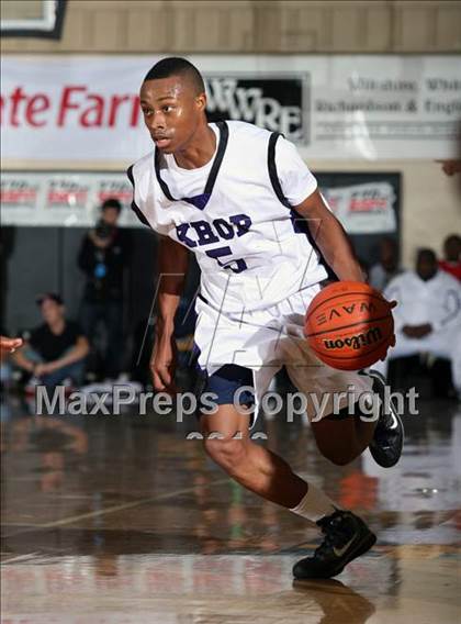 Thumbnail 3 in Melrose vs Dr. Krop (City of Palms Classic) photogallery.