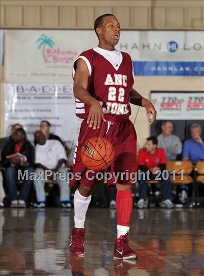 Thumbnail 3 in Academy of the New Church vs. St. Mark's (City of Palms Classic) photogallery.