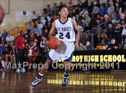 Thumbnail 2 in Academy of the New Church vs. St. Mark's (City of Palms Classic) photogallery.