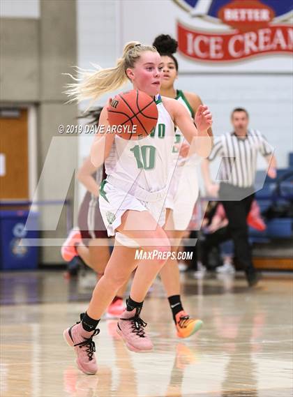 Thumbnail 3 in Provo vs. Jordan (UHSAA 5A First Round) photogallery.