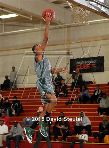 Thumbnail 2 in El Cerrito vs. Modesto Christian (Father Kelly Tribute) photogallery.