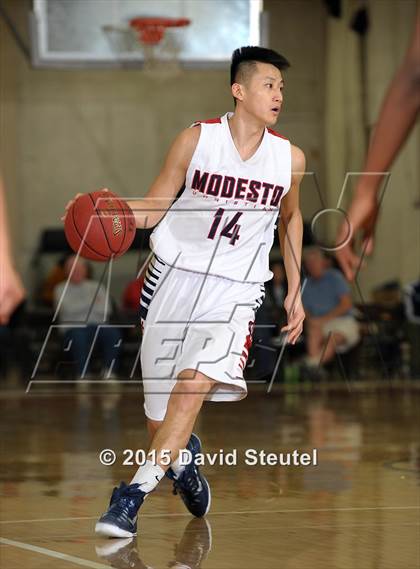 Thumbnail 3 in El Cerrito vs. Modesto Christian (Father Kelly Tribute) photogallery.
