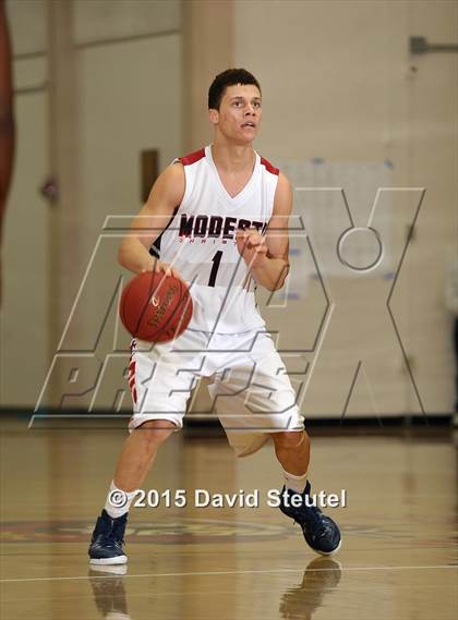 Thumbnail 2 in El Cerrito vs. Modesto Christian (Father Kelly Tribute) photogallery.
