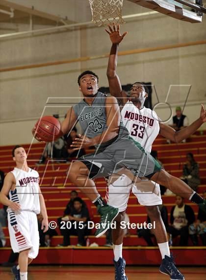 Thumbnail 2 in El Cerrito vs. Modesto Christian (Father Kelly Tribute) photogallery.