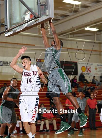 Thumbnail 1 in El Cerrito vs. Modesto Christian (Father Kelly Tribute) photogallery.