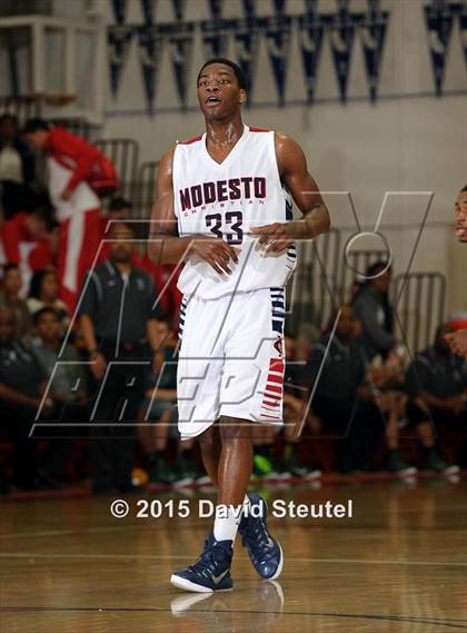 Thumbnail 3 in El Cerrito vs. Modesto Christian (Father Kelly Tribute) photogallery.