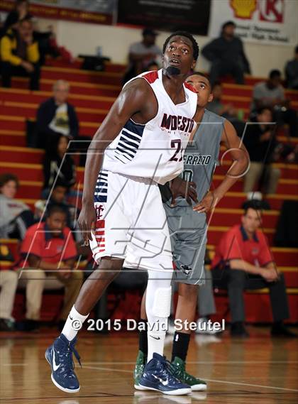 Thumbnail 2 in El Cerrito vs. Modesto Christian (Father Kelly Tribute) photogallery.