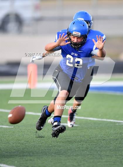 Thumbnail 3 in Bridgeport @ Krum photogallery.