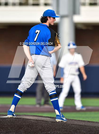 Thumbnail 1 in Corsicana vs. Joshua (UIL 5A Regional Quarterfinal) photogallery.