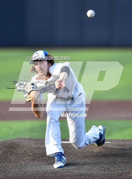 Thumbnail 2 in Corsicana vs. Joshua (UIL 5A Regional Quarterfinal) photogallery.