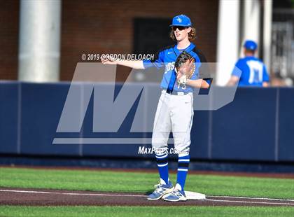 Thumbnail 1 in Corsicana vs. Joshua (UIL 5A Regional Quarterfinal) photogallery.