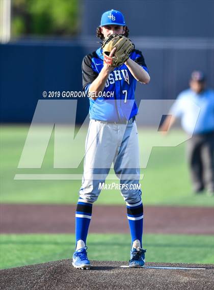 Thumbnail 3 in Corsicana vs. Joshua (UIL 5A Regional Quarterfinal) photogallery.