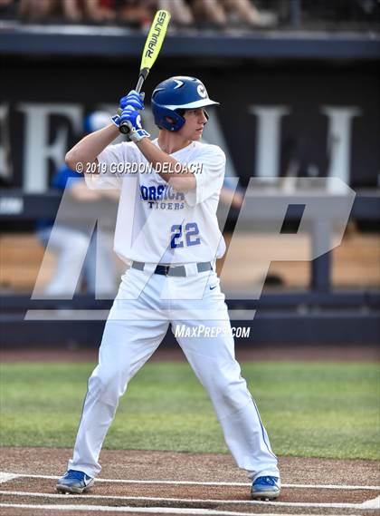Thumbnail 1 in Corsicana vs. Joshua (UIL 5A Regional Quarterfinal) photogallery.