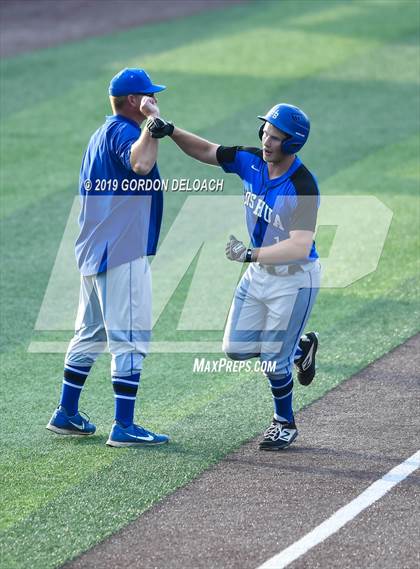 Thumbnail 1 in Corsicana vs. Joshua (UIL 5A Regional Quarterfinal) photogallery.