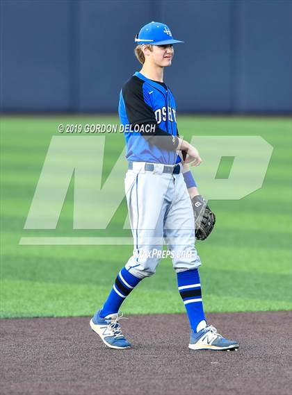 Thumbnail 2 in Corsicana vs. Joshua (UIL 5A Regional Quarterfinal) photogallery.