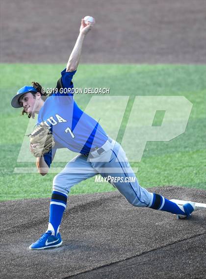 Thumbnail 2 in Corsicana vs. Joshua (UIL 5A Regional Quarterfinal) photogallery.