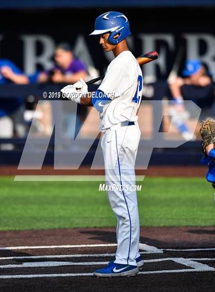 Thumbnail 3 in Corsicana vs. Joshua (UIL 5A Regional Quarterfinal) photogallery.