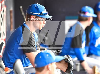 Thumbnail 2 in Corsicana vs. Joshua (UIL 5A Regional Quarterfinal) photogallery.