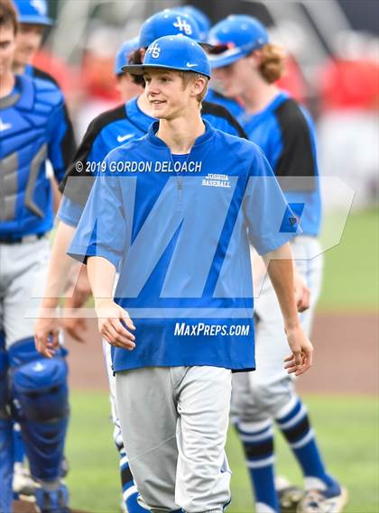 Thumbnail 2 in Corsicana vs. Joshua (UIL 5A Regional Quarterfinal) photogallery.