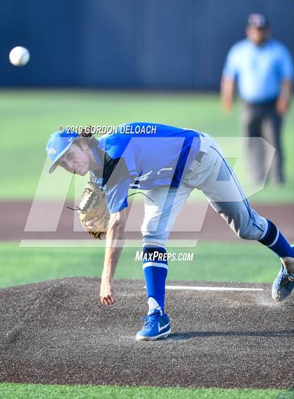 Thumbnail 2 in Corsicana vs. Joshua (UIL 5A Regional Quarterfinal) photogallery.