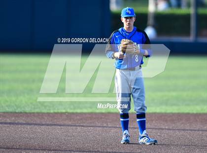 Thumbnail 2 in Corsicana vs. Joshua (UIL 5A Regional Quarterfinal) photogallery.